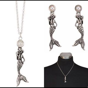 Mermaid Silver Pearl Necklace& Earring Set  NEW